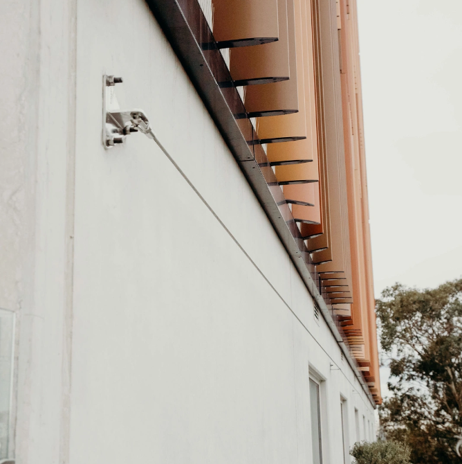 Kattsafe SL5 Wall Mount Static Line System