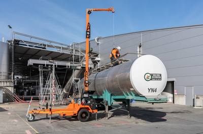 Height Safety with the Push of a Button: Introducing the BTS AirHook Trailer
